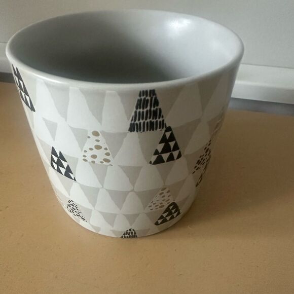 Starbucks 2016 Gray Christmas Tree Holiday Coffee Mug - Picture 3 of 4